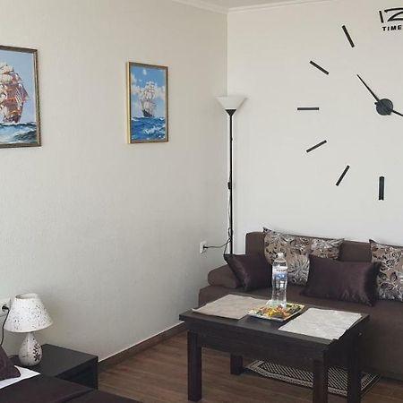 7 DAYS Apartments Апартаменты в Затоке Затока Экстерьер фото
